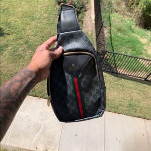 Gucci cross body bag